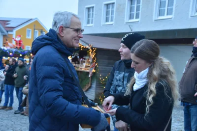 Foto des Albums: Christkindlmarkt am 1. Adventwochenende