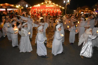 Foto des Albums: Christkindlmarkt am 1. Adventwochenende