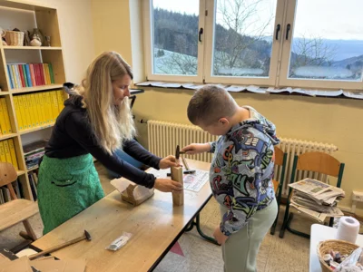 Foto des Albums: Adventsbasteln