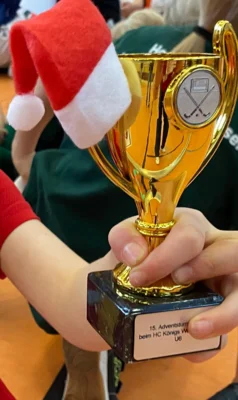 Adventsturnier der M&auml;dchen U6  (Bild vergr&ouml;&szlig;ern)