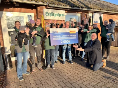 Foto des Albums: Einer für Alle – 2.000 Euro für Euren (UNSEREN!!!!) Verein