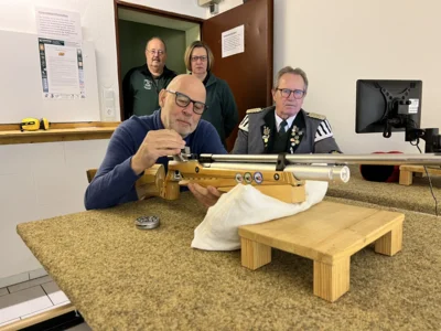 Foto des Albums: Einer für Alle – 2.000 Euro für Euren (UNSEREN!!!!) Verein