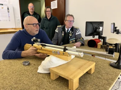 Foto des Albums: Einer für Alle – 2.000 Euro für Euren (UNSEREN!!!!) Verein