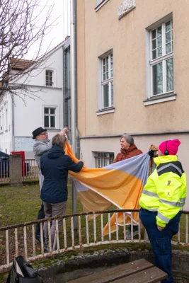Foto des Albums: Fahnenhissung zum „Internationalen Tag der Menschen mit Behinderung