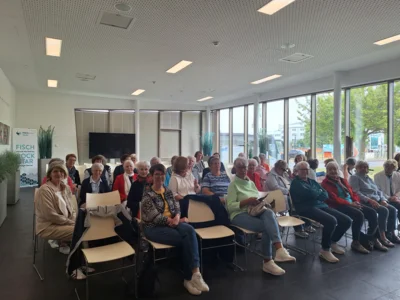 Besuch in der Fischlehrk&uuml;che in Bremerhaven  (Bild vergr&ouml;&szlig;ern)