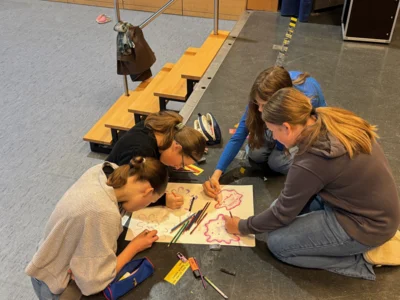 Klassentraining der Klasse 7b  (Bild vergr&ouml;&szlig;ern)