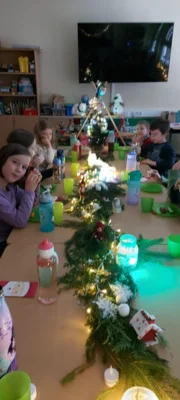 Foto des Albums: Weihnachtsfeier Kl. 1b