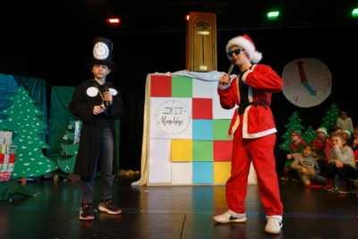 Foto des Albums: Traditionelle Weihnachtsfeier der Grundschule Ellenberg begeisterte Groß und Klein