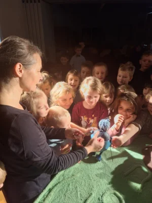 Foto des Albums: Weihnachtstheater: Max der Kugelkäfer