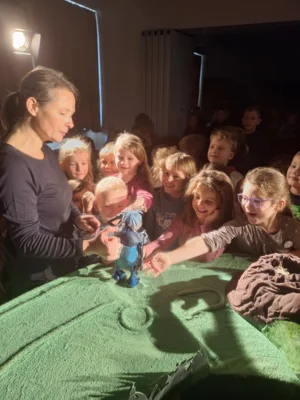 Foto des Albums: Weihnachtstheater: Max der Kugelkäfer
