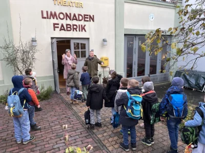 Foto des Albums: Theaterfahrt Limonadenfabrik