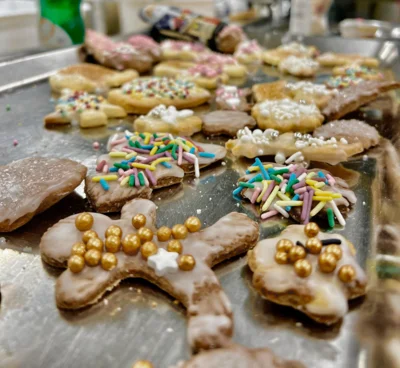 Foto des Albums: Kids aus dem Soldiner Kiez beim Weihnachtsbacken