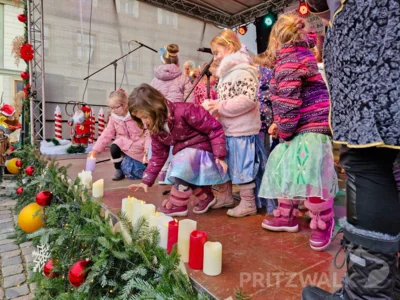 Foto des Albums: Impressionen vom Pritzwalker Weihnachtsmarkt (10.12.2025)