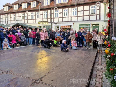 Foto des Albums: Impressionen vom Pritzwalker Weihnachtsmarkt (10.12.2025)