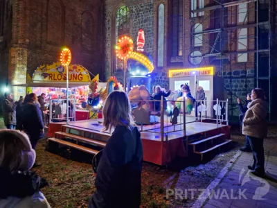 Foto des Albums: Impressionen vom Pritzwalker Weihnachtsmarkt (10.12.2025)