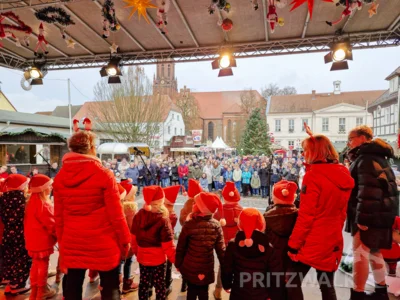 Foto des Albums: Impressionen vom Pritzwalker Weihnachtsmarkt (10.12.2025)