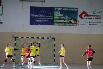 Foto des Albums: Starker Auftritt nach nervösem Start: Oschatzer C-Mädels schlagen Weißeritztal deutlich