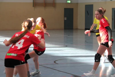 Foto des Albums: Starker Auftritt nach nervösem Start: Oschatzer C-Mädels schlagen Weißeritztal deutlich