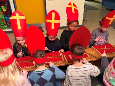 Foto des Albums: Klassenadventsfeier der Klasse 1