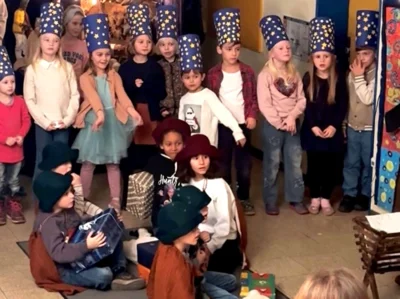 Foto des Albums: Klassenadventsfeier der Klasse 1