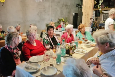 LandFrauen Rade u. Umgebung  (Bild vergr&ouml;&szlig;ern)