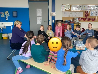 Foto des Albums: Musik & Kunst Schule in Jahrgang 1
