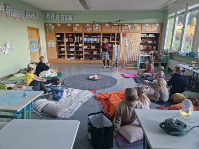Foto des Albums: Adventsklänge - ein besonderes Klangerlebnis im Schulhaus