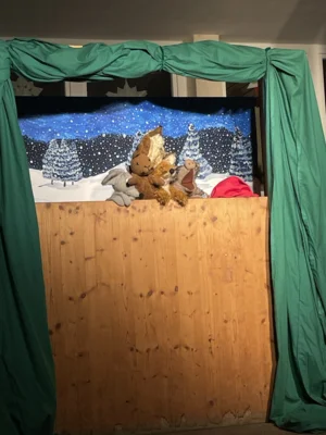 Puppenspiel-Musical "Die M&uuml;tze"  (Bild vergr&ouml;&szlig;ern)