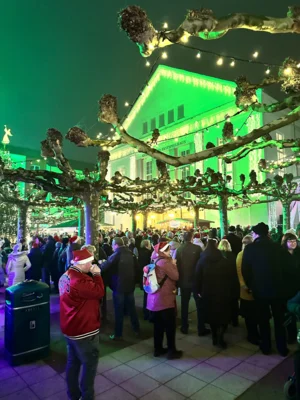 Foto des Albums: Weihnachtsmarkt und Weihnachtssingen 2025 I Fotos: Marius Göttsching,, Martin Ferch