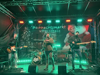 Foto des Albums: Weihnachtsmarkt und Weihnachtssingen 2025 I Fotos: Marius Göttsching,, Martin Ferch