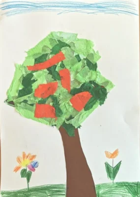 Foto des Albums: Grundschulkinder malen Apfelbilder