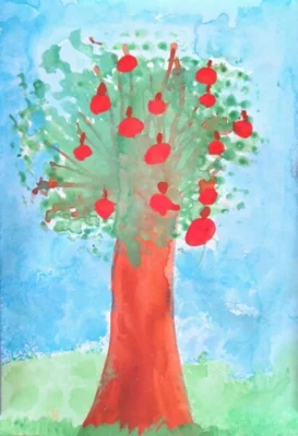 Foto des Albums: Grundschulkinder malen Apfelbilder