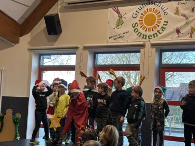 Foto des Albums: Adventssingen Klasse 1