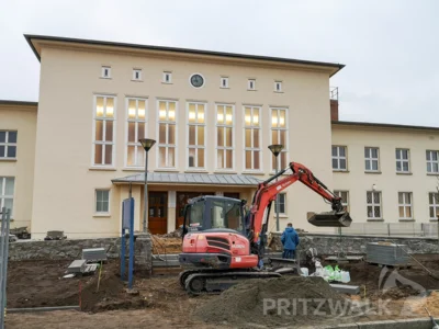 Foto des Albums: Vor fünf Jahren wurde das neue Pritzwalker Bahnhofsumfeld übergeben