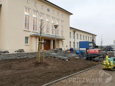 Foto des Albums: Vor fünf Jahren wurde das neue Pritzwalker Bahnhofsumfeld übergeben