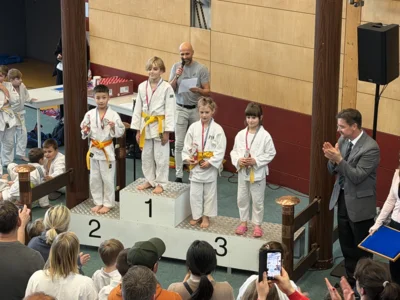 Simon U9  (Bild vergr&ouml;&szlig;ern)