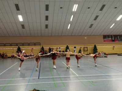 Foto des Albums: Weihnachtsschaulaufen 2025 (13.12.2025)