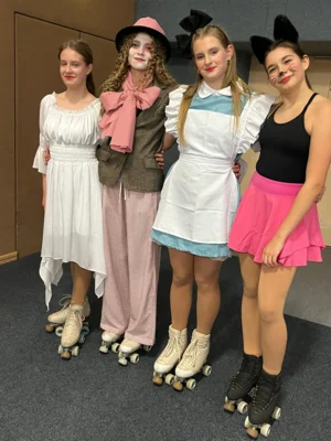 Foto des Albums: Weihnachtsschaulaufen 2025 (13.12.2025)