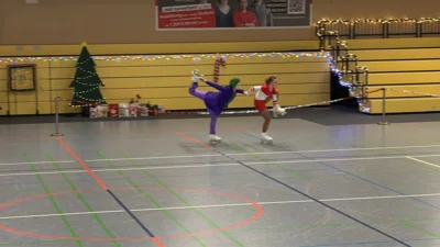 Foto des Albums: Weihnachtsschaulaufen 2025 (13.12.2025)