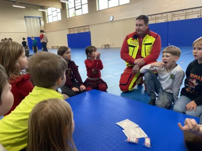 Foto des Albums: Erste Hilfe Klasse 1