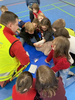 Foto des Albums: Erste Hilfe Klasse 1