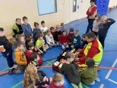 Foto des Albums: Erste Hilfe Klasse 1