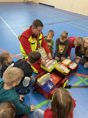 Foto des Albums: Erste Hilfe Klasse 1