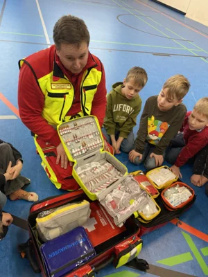 Foto des Albums: Erste Hilfe Klasse 1