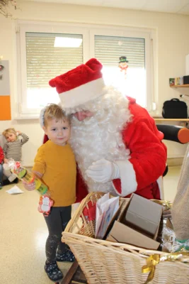 Foto des Albums: Weihnachtsmann und Winterwanderung