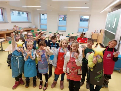 Foto des Albums: Klasse 2 - Weihnachtskugeln nach Wassily Kandinsky