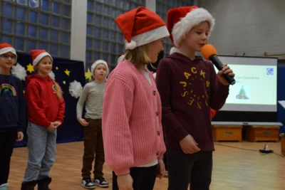 Foto des Albums: Weihnachtsfeier Teil 1