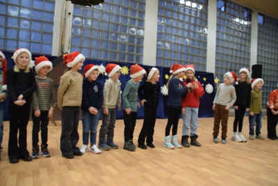 Foto des Albums: Weihnachtsfeier Teil 1
