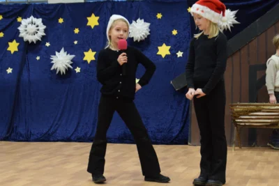 Foto des Albums: Weihnachtsfeier Teil 1