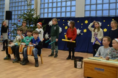 Foto des Albums: Weihnachtsfeier Teil 2